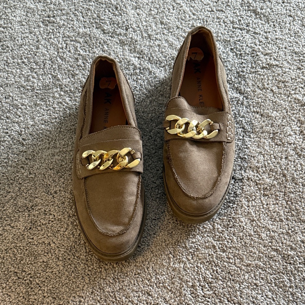 Anne Klein Suede Brown Loafers